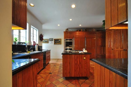 Enlarge photo 23