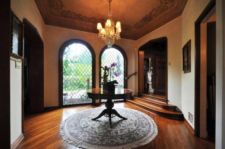 Enlarge photo 44