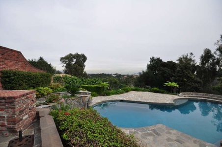 Enlarge photo 91