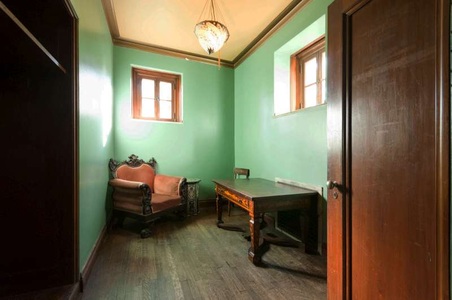 Enlarge photo 42