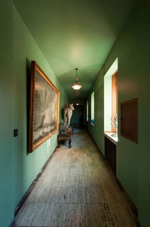 Enlarge photo 47