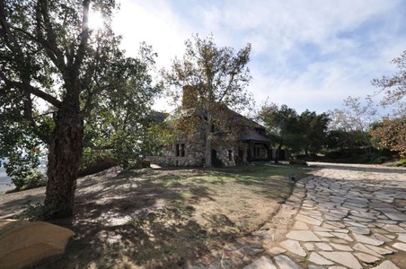 Enlarge photo 14
