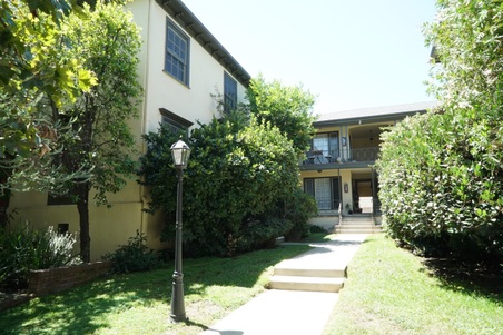 1631 & 1/2 Lyman Pl. 