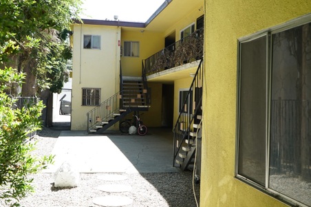 Enlarge photo 12