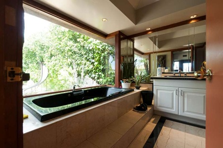 Enlarge photo 55