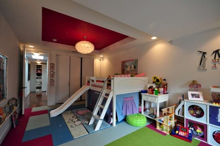 Enlarge photo 42