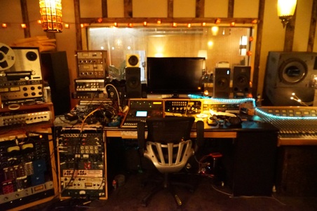 Enlarge photo 12