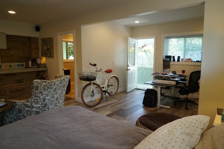 Enlarge photo 26