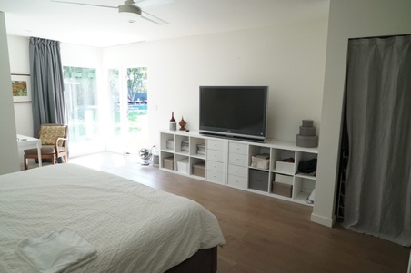 Enlarge photo 11