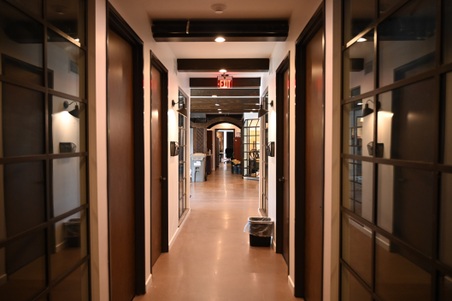 Enlarge photo 32