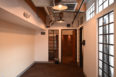 Enlarge photo 59