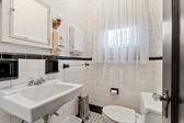 Enlarge photo 52