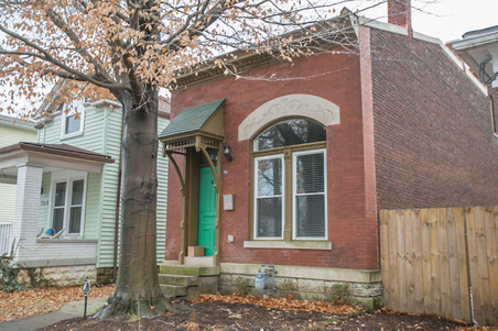712 E. St Catherine