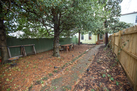Enlarge photo 33