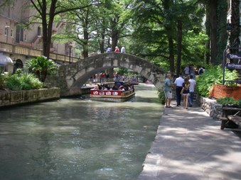 Enlarge photo 211