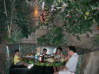 Enlarge photo 179