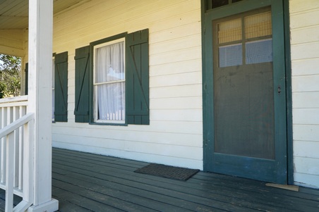 Enlarge photo 24