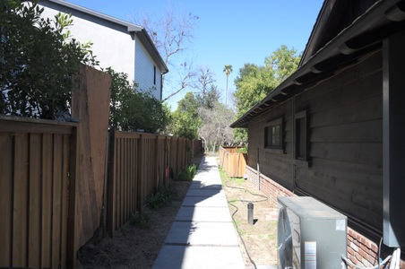Enlarge photo 37