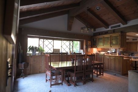Enlarge photo 115