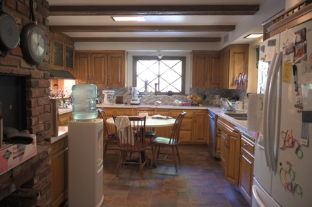 Enlarge photo 128