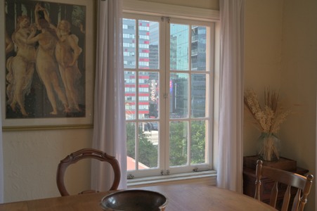 Enlarge photo 3
