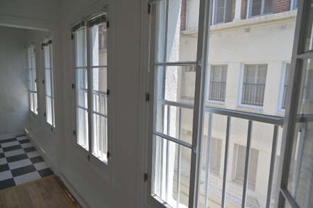 Enlarge photo 14