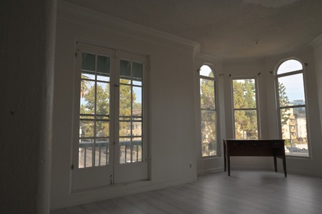 Enlarge photo 4