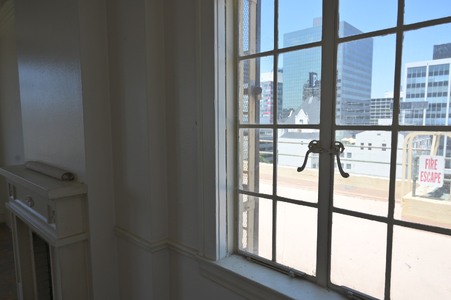 Enlarge photo 5
