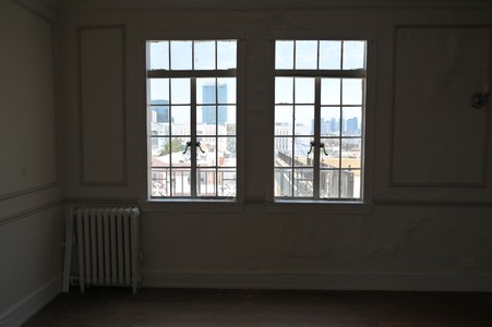 Enlarge photo 49