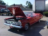 Enlarge photo 1985