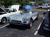 Enlarge photo 1976