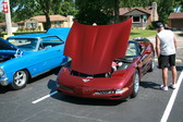 Enlarge photo 1983