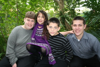 Enlarge photo 100