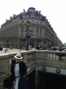Enlarge photo 460