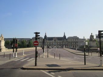 Enlarge photo 37