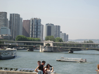 Enlarge photo 100