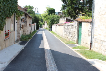 Enlarge photo 230