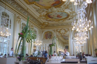 Enlarge photo 298