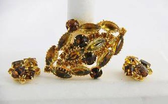Not D and E Earrings