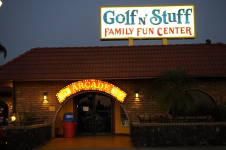 Golf N Stuff - Night