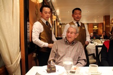 Enlarge photo 4