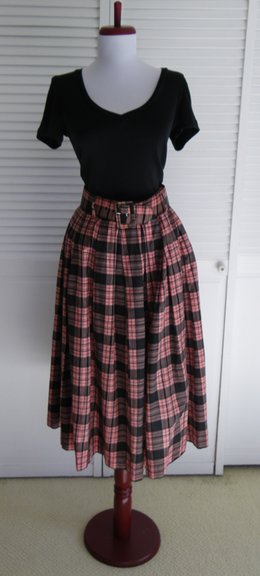 Coral%20and%20Black%20Plaid%20Skirt%20II.jpg