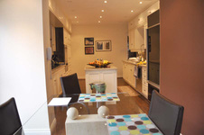 Enlarge photo 2