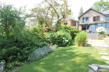 Enlarge photo 18