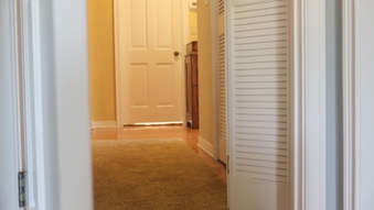 Enlarge photo 19