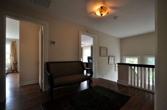 Enlarge photo 40