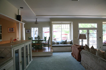 Enlarge photo 61