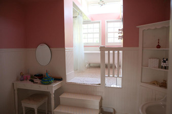 Enlarge photo 93