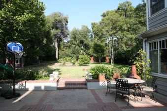 Enlarge photo 103