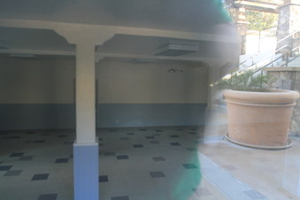 Enlarge photo 37